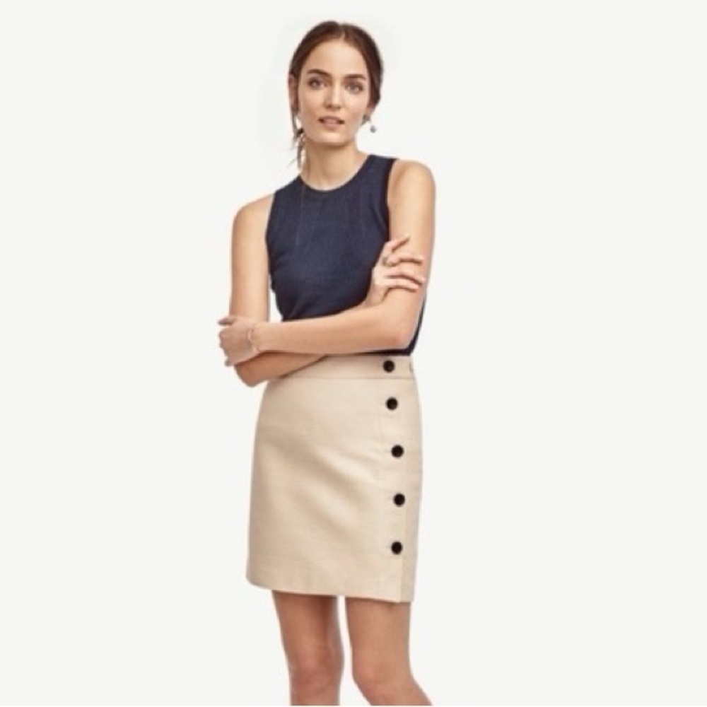 Ann Taylor Women’s Cream Textured Skirt with Button-Detailed Skirt